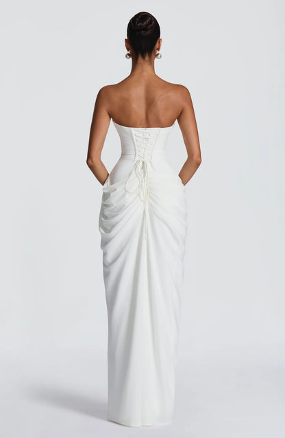 Robe Lara